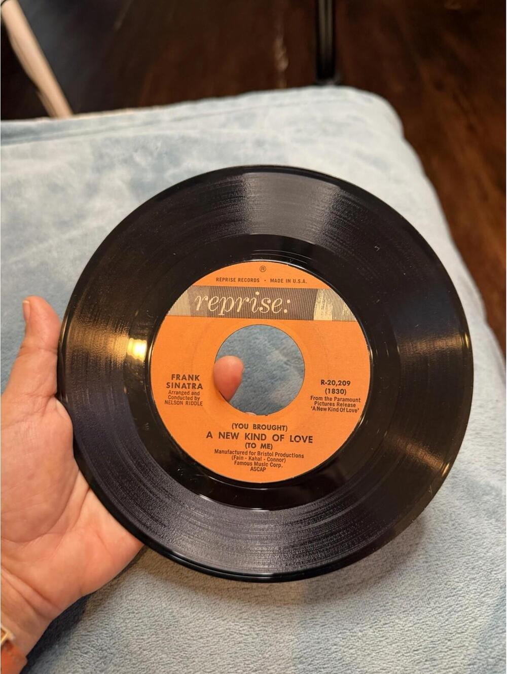 The Waikikis Hawaii Tattoo Tahiti Tamoure 45 RPM Kapp Winners Circle Series Viny
